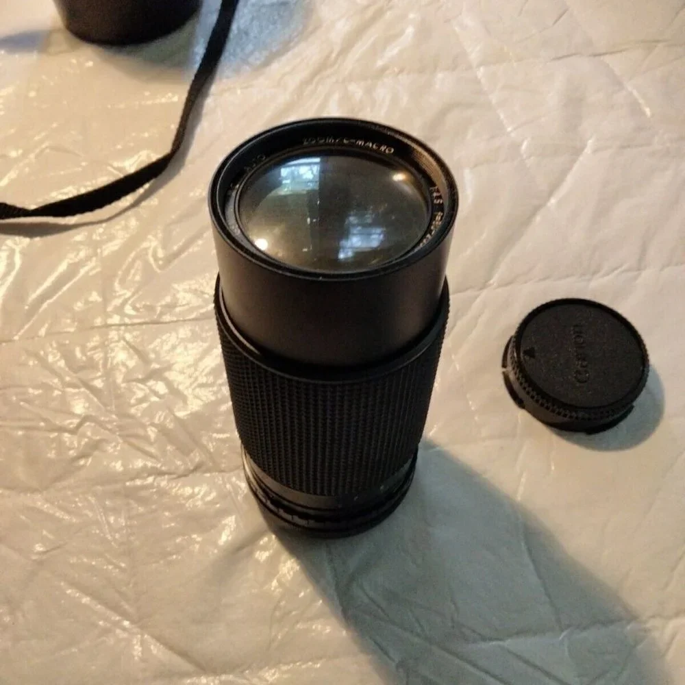 Vintage Gemini MC Auto Zoom/c-macro 1:4.5 f=80-205mm Camera Lens With Caps